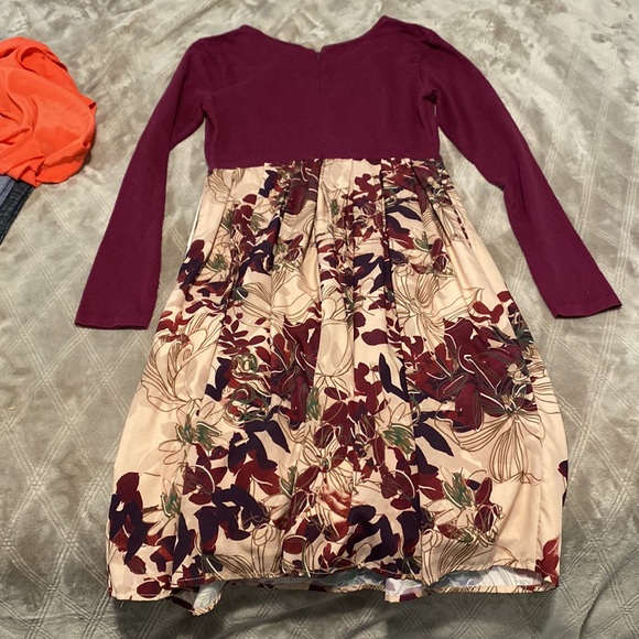 Dress with pockets - Picture 2 of 4